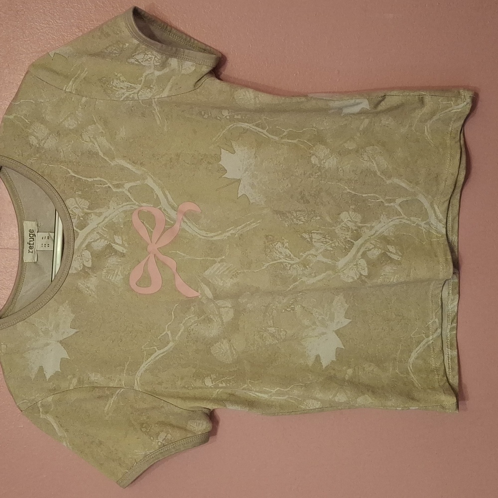 Refuge Beige Camouflage Crop Top with Pink Bow